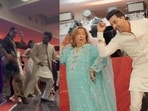 Kareena and Ranbir dancing at Aadar's mehendi Kareena and Ranbir dancing at Aadar's mehendi