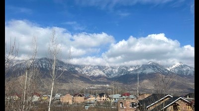 After two days of intermittent rains and snowfall, weather improved across Jammu and Kashmir on Friday bringing much relief from the drought-like conditions in the Himalayan valley. (Waseem Andrabi /HT) After two days of intermittent rains and snowfall, weather improved across Jammu and Kashmir on Friday bringing much relief from the drought-like conditions in the Himalayan valley. (Waseem Andrabi /HT)