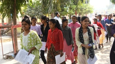 Students leave the exam hall after appearing for the Class 10 exam in Patna (Santosh Kumar) Students leave the exam hall after appearing for the Class 10 exam in Patna (Santosh Kumar)