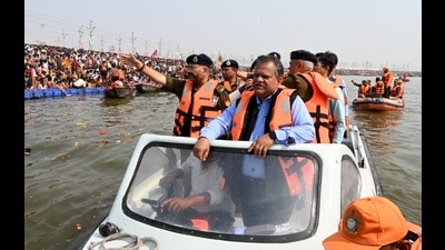 Uttar Pradesh chief secretary Manoj Kumar Singh along with director general of police (DGP) Prashant Kumar inspecting the arrangements Uttar Pradesh chief secretary Manoj Kumar Singh along with director general of police (DGP) Prashant Kumar inspecting the arrangements