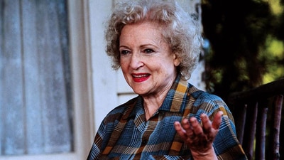 Betty White is set to be honoured with a Forever stamp, USPS has announced (Lake Placid (1999)) Betty White is set to be honoured with a Forever stamp, USPS has announced (Lake Placid (1999))