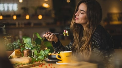Transform your well-being: Top foods to enhance energy and happiness. (Unsplash) Transform your well-being: Top foods to enhance energy and happiness. (Unsplash)