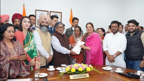 The Chandigarh mayor also presented a wishlist, including a reimbursement of ₹160 crore spent on paying pensions of transferred employees and ₹40 crore per year for future pension liabilities. (HT Photo)