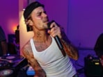 Justin Bieber confronted a paparazzi in Los Angeles after the photographer thanked him, which upset the singer.