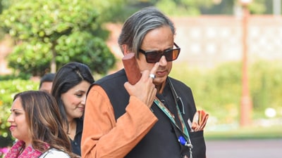 Congress MP Shashi Tharoor met Rahul Gandhi on Wednesday amid a controversy over his article praising the opposition LDF government. (ANI) Congress MP Shashi Tharoor met Rahul Gandhi on Wednesday amid a controversy over his article praising the opposition LDF government. (ANI)