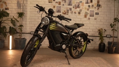 Royal Enfield Flying Flea C6 will come with girder front forks.