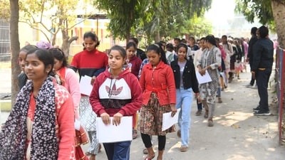 The first shift of the BSEB or Bihar board Matric exam (for paper code 113) was held from 9:30 am to 12:45 pm (Santosh Kumar) The first shift of the BSEB or Bihar board Matric exam (for paper code 113) was held from 9:30 am to 12:45 pm (Santosh Kumar)