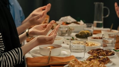 Sehri before dawn: Families wake up early for a pre-dawn meal before fasting begins. (Pexels) Sehri before dawn: Families wake up early for a pre-dawn meal before fasting begins. (Pexels)