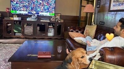 Varun Dhawan also posted a sweet picture of him and daughter Lara watching the India vs Pakistan match. Varun Dhawan also posted a sweet picture of him and daughter Lara watching the India vs Pakistan match.
