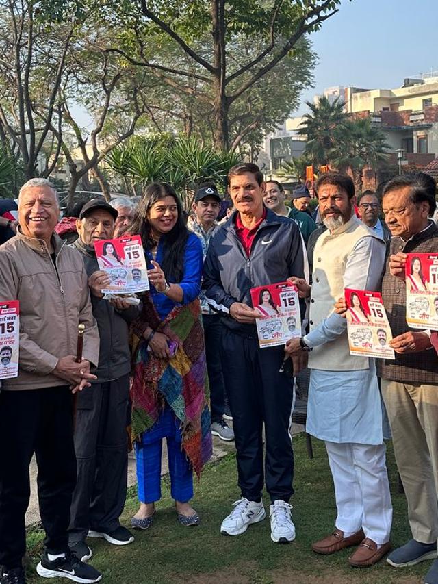 Praveen Lata Rakesh Yadav, former councillor contesting independently in Ward 15 after being a denied a ticket by BJP. (HT Photo) Praveen Lata Rakesh Yadav, former councillor contesting independently in Ward 15 after being a denied a ticket by BJP. (HT Photo)