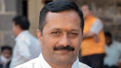 BJP MLA from Kasba Peth Hemant Rasne on Monday announced that he will no longer allow illegal flex banners in his assembly constituency. (HT FILE) BJP MLA from Kasba Peth Hemant Rasne on Monday announced that he will no longer allow illegal flex banners in his assembly constituency. (HT FILE)