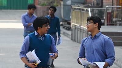 Regular students had to wear their school uniforms while private candidates were allowed to wear light-coloured clothes.&nbsp; (Vipin Kumar)
