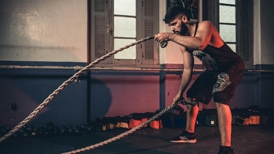 Ramadan 2025: Whenever you exercise, make sure that you do not do it at a time when the heat is extremely high, as you will dehydrate more and feel weaker. (Pexels) Ramadan 2025: Whenever you exercise, make sure that you do not do it at a time when the heat is extremely high, as you will dehydrate more and feel weaker. (Pexels)