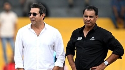 Wasim Akram (L) and Waqar Younis didn't have any option but to agree with Ajay Jadeja. (Getty) Wasim Akram (L) and Waqar Younis didn't have any option but to agree with Ajay Jadeja. (Getty)