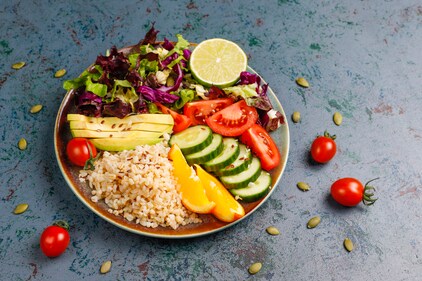 Plant-based meals still contain unhealthy ingredients like fried foods, oils high in saturated fats, and refined grains. (Freepik) Plant-based meals still contain unhealthy ingredients like fried foods, oils high in saturated fats, and refined grains. (Freepik)