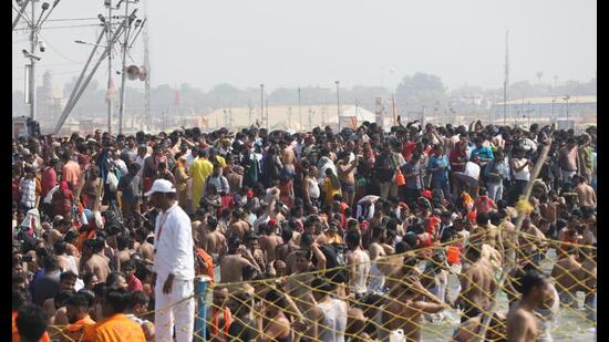 Rush of crowd at Mahakumbh on February 24. (HT photo)