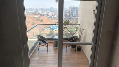 Pune's real estate market reported an 8% Year-on-Year (YoY) decline in property registrations, with 16,330 properties registered in January 2025. (Mehul R Thakkar/HT) Pune's real estate market reported an 8% Year-on-Year (YoY) decline in property registrations, with 16,330 properties registered in January 2025. (Mehul R Thakkar/HT)