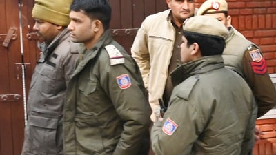 Representational image: Police arrested 18 minor boys for the alleged gangrape of 5 minor tribal girls in Jharkhand (Hindustan Times) Representational image: Police arrested 18 minor boys for the alleged gangrape of 5 minor tribal girls in Jharkhand (Hindustan Times)