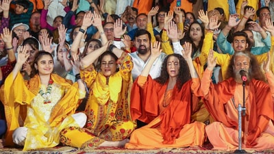  Bollywood actor Raveena Tandon with spiritual head of Parmarth Niketan Ashram Swami Chidanand Saraswati and Sadhvi Bhagawati Saraswati during the ongoing Maha Kumbh Mela 2025, in Prayagraj (PTI) Bollywood actor Raveena Tandon with spiritual head of Parmarth Niketan Ashram Swami Chidanand Saraswati and Sadhvi Bhagawati Saraswati during the ongoing Maha Kumbh Mela 2025, in Prayagraj (PTI)