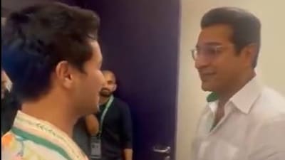 Wasim Akram met Abhishek Sharma in Dubai during India vs Pakistan Champions Trophy match Wasim Akram met Abhishek Sharma in Dubai during India vs Pakistan Champions Trophy match