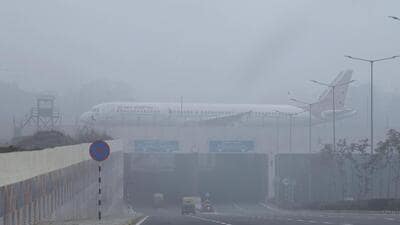 Flight operation during foggy conditions at the IGI Airport. (HT Archive) Flight operation during foggy conditions at the IGI Airport. (HT Archive)