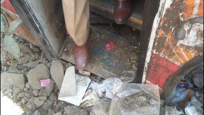 Inspection found serious shortcomings, including ineffective monitoring, inadequate passenger waiting areas, poor seating arrangements, lack of drinking water, unclean restrooms, and the absence of designated seating for women at Swargate ST Bus stand. (HT) Inspection found serious shortcomings, including ineffective monitoring, inadequate passenger waiting areas, poor seating arrangements, lack of drinking water, unclean restrooms, and the absence of designated seating for women at Swargate ST Bus stand. (HT)