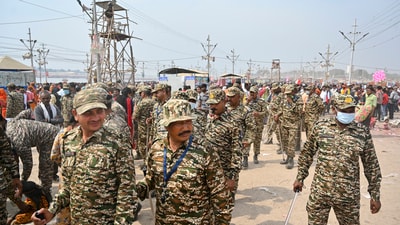 Security personnel patrol the Sangam area on the occasion of ‘Mahashivratri’ during the ongoing ‘Maha Kumbh Mela’ in Prayagraj, Feb. 26, 2025. (PTI) Security personnel patrol the Sangam area on the occasion of ‘Mahashivratri’ during the ongoing ‘Maha Kumbh Mela’ in Prayagraj, Feb. 26, 2025. (PTI)
