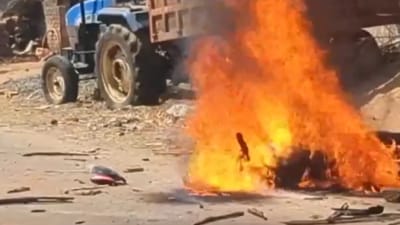 Violence erupted in Jharkhand involving a sound system leading to stone pelting and clashes (ANI/X) Violence erupted in Jharkhand involving a sound system leading to stone pelting and clashes (ANI/X)