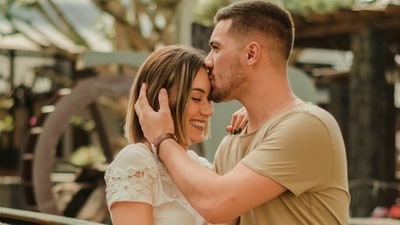 Daily Love and Relationship Horoscope 2025: Find out love predictions for February 27.
