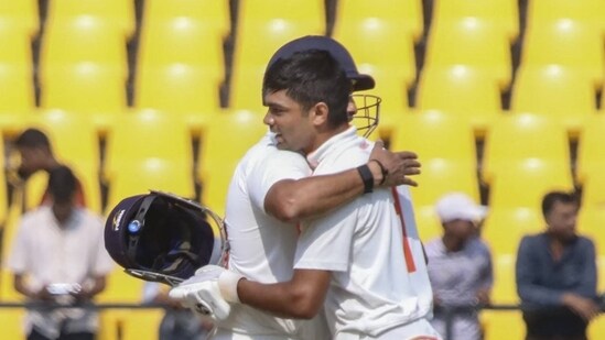 Ranji Trophy 2025 Final Live Score, Vidarbha vs Kerala: Danish Malewar and Karun Nair ensured that Vidarbha lose no wickets in the second session Ranji Trophy 2025 Final Live Score, Vidarbha vs Kerala: Danish Malewar and Karun Nair ensured that Vidarbha lose no wickets in the second session