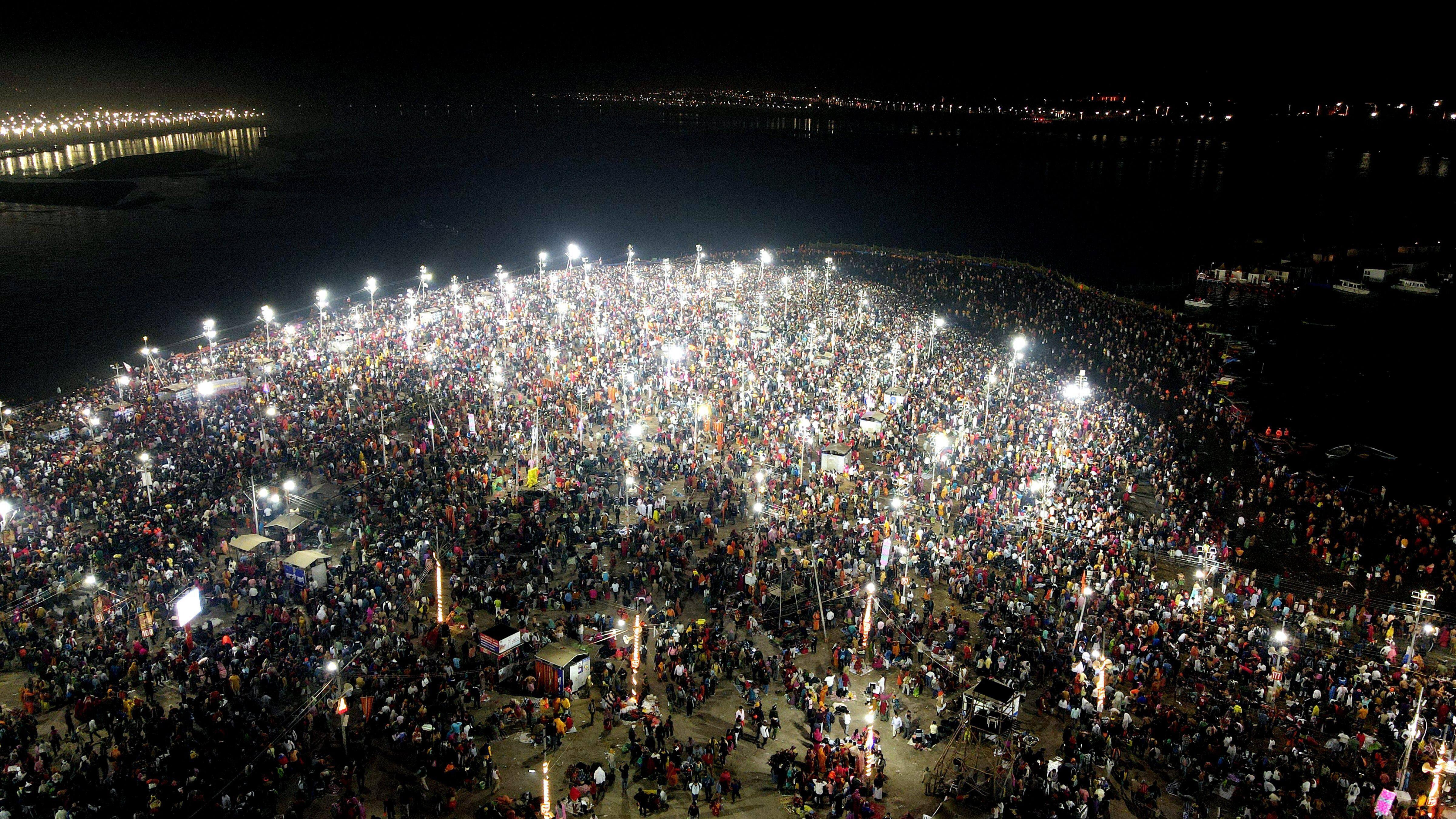 Prayagraj’s Magh Mela Begins with Paush Purnima Snan, AI Surveillance and Expanded Security in Place