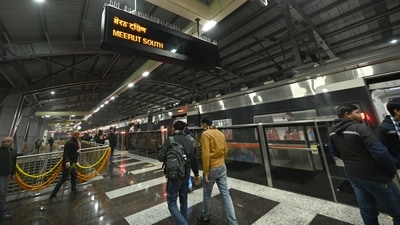 Convenience stores, which are open 24/7, have been added to Namo Bharat Station to improve passenger facilities. (Hindustan Times/Arvind Yadav) Convenience stores, which are open 24/7, have been added to Namo Bharat Station to improve passenger facilities. (Hindustan Times/Arvind Yadav)