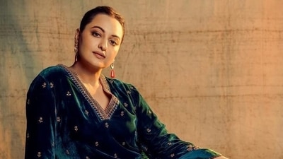 Sonakshi Sinha shared that she avoids wearing swimwear in India. (Photo: Instagram) Sonakshi Sinha shared that she avoids wearing swimwear in India. (Photo: Instagram)