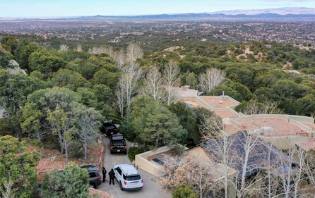 Santa Fe County deputies remain outside the house belonging to actor Gene Hackman and his wife Betsy Arakawa were earlier found dead, Thursday, Feb. 27, 2025 in Santa Fe, New Mexico. (AP) Santa Fe County deputies remain outside the house belonging to actor Gene Hackman and his wife Betsy Arakawa were earlier found dead, Thursday, Feb. 27, 2025 in Santa Fe, New Mexico. (AP)