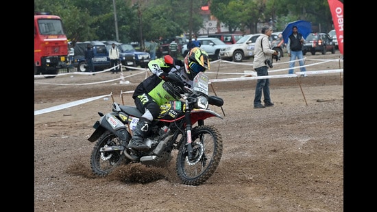 A motorcyclist in action during the inauguration of SJOBA rally at Sector 34 in Chandigarh on Thursday. (RAVI KUMAR/HT)