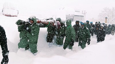 Four of those rescued are reported to be in a critical condition, the Army PRO said. All 32 have been taken to the ITBP camp in Mana for treatment, sources told PTI. (ANI) Four of those rescued are reported to be in a critical condition, the Army PRO said. All 32 have been taken to the ITBP camp in Mana for treatment, sources told PTI. (ANI)