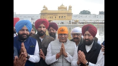 Newly appointed Congress general secretary in-charge of Punjab affairs and former Chhattisgarh CM Bhupesh Baghel with Punjab party chief Amarinder Singh Raja Warring , leader of Opposition Partap Singh Bajwa and MP Gurjeet Singh Aujla at the Golden Temple in Amritsar on Friday. (Sameer Sehgal/HT) Newly appointed Congress general secretary in-charge of Punjab affairs and former Chhattisgarh CM Bhupesh Baghel with Punjab party chief Amarinder Singh Raja Warring , leader of Opposition Partap Singh Bajwa and MP Gurjeet Singh Aujla at the Golden Temple in Amritsar on Friday. (Sameer Sehgal/HT)