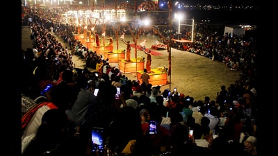 Priests perform Ganga 'Aarti' after 15 days of periodical interval organised by the Ganga Seva Samiti, at Assi Ghat in Varanasi on Thursday. (ANI) Priests perform Ganga 'Aarti' after 15 days of periodical interval organised by the Ganga Seva Samiti, at Assi Ghat in Varanasi on Thursday. (ANI)