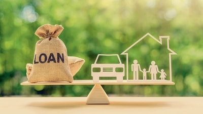 Payday loans usually are disbursed instantly for urgent expenditure, the application process is relatively straightforward with less documentation processes, they don't always require a good credit history, and there may also be flexible terms for repayment depending upon the bank. (Representational Image) Payday loans usually are disbursed instantly for urgent expenditure, the application process is relatively straightforward with less documentation processes, they don't always require a good credit history, and there may also be flexible terms for repayment depending upon the bank. (Representational Image)