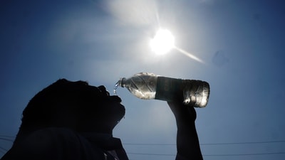 Earlier this month, heatwave conditions were experienced in coastal areas of Maharashtra—unusual for February. (Praful Gangurde /HT Photo)