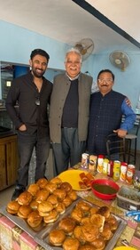 Amit Sadh with Nadeem and Ratnesh Gupta ahead of relishing bun kababs Amit Sadh with Nadeem and Ratnesh Gupta ahead of relishing bun kababs
