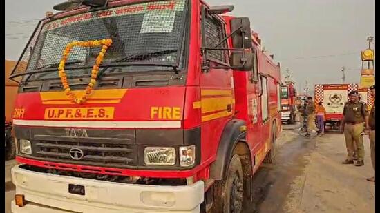 Fire tenders being filled with Sangam water in Mahakumbh Nagar in Prayagraj before being sent to all 75 districts of state on Feb 28. (HT photo)