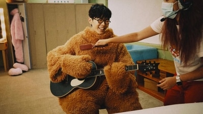 Khalil Fong, the renowned Hong Kong musician, died on February 21 at 41 after a prolonged illness. His music and graphic novels are considered an eternal legacy. (Khalil Fong/Instagram) Khalil Fong, the renowned Hong Kong musician, died on February 21 at 41 after a prolonged illness. His music and graphic novels are considered an eternal legacy. (Khalil Fong/Instagram)
