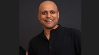 A CEO hired a salesman at electronics store after discovering his coding skills. (LinkedIn/Ankit Aggarwal) A CEO hired a salesman at electronics store after discovering his coding skills. (LinkedIn/Ankit Aggarwal)