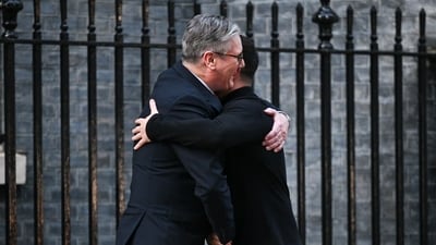 Volodymyr Zelenskiy, Ukraine's president, right, and Keir Starmer, UK prime minister, during a meeting at 10 Downing Street in London, UK, on Saturday, March. 1, 2025. (Bloomberg) Volodymyr Zelenskiy, Ukraine's president, right, and Keir Starmer, UK prime minister, during a meeting at 10 Downing Street in London, UK, on Saturday, March. 1, 2025. (Bloomberg)