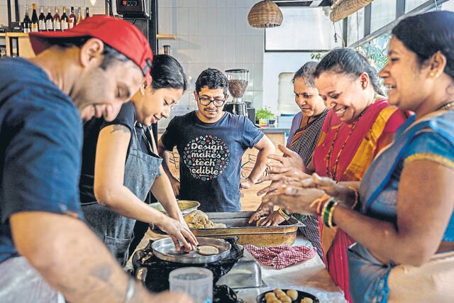 Chefs and local home cooks in Joida. (Spudnik Farms) Chefs and local home cooks in Joida. (Spudnik Farms)
