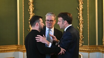 (L to R) Volodymyr Zelensky, Keir Starmer and Emmanuel Macron talk during the defence summit. (PA_Media ) (L to R) Volodymyr Zelensky, Keir Starmer and Emmanuel Macron talk during the defence summit. (PA_Media )
