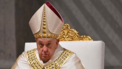 Pope Francis urges peace and unity after Trump-Zelensky fallout while showing signs of recovery in hospital.
(Photo by Andreas SOLARO / AFP) (AFP) Pope Francis urges peace and unity after Trump-Zelensky fallout while showing signs of recovery in hospital.
(Photo by Andreas SOLARO / AFP) (AFP)