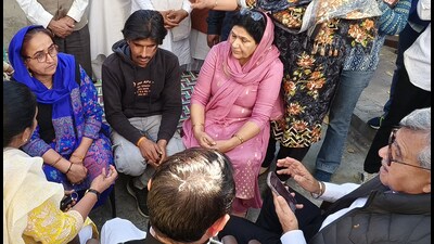 MLA Bharat Bhushan Batra reached Himani Narwal's house to console her mother in Rohtak on Sunday. (Manoj Dhaka/HindustanTimes) MLA Bharat Bhushan Batra reached Himani Narwal's house to console her mother in Rohtak on Sunday. (Manoj Dhaka/HindustanTimes)