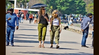 Officials caution that it is likely that multiple heat records will be broken between March and May. (Sant Arora/HT) Officials caution that it is likely that multiple heat records will be broken between March and May. (Sant Arora/HT)
